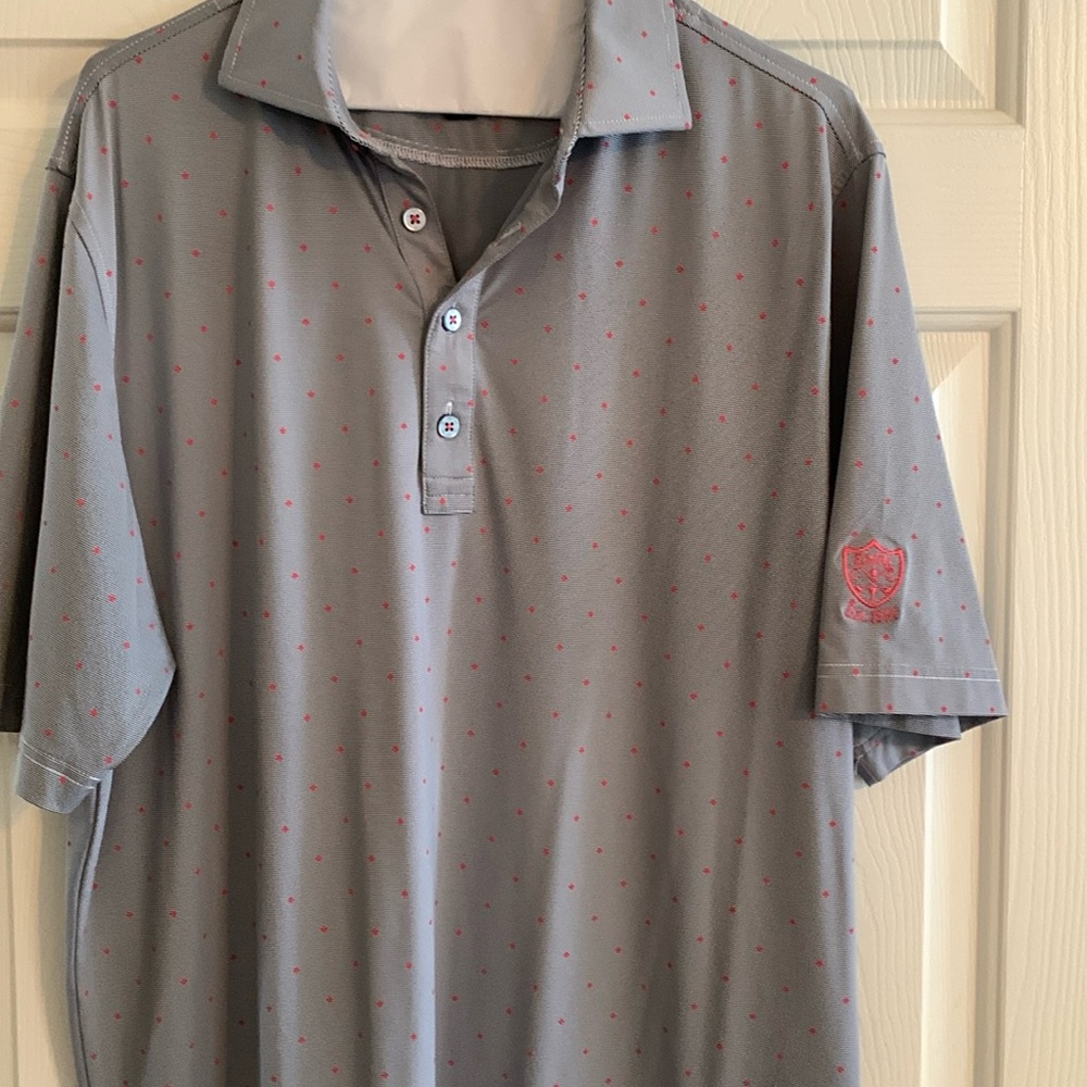 Lovely men’s grey golf shirt. Like new